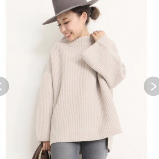 Deuxieme Classe⭐︎everydayニット(白) Deuxieme Classe（ドゥーズィエムクラス）の「EVERYDAY I LIKE
