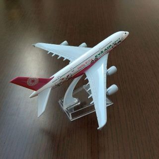 【ピンク】キティちゃん エバー航空 A380 飛行機模型 15cm