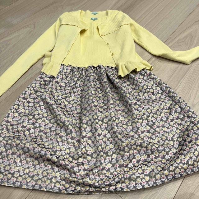 TOCCA(トッカ)のトッカ150センチアンサンブルニットワンピ キッズ/ベビー/マタニティのキッズ服女の子用(90cm~)(ワンピース)の商品写真