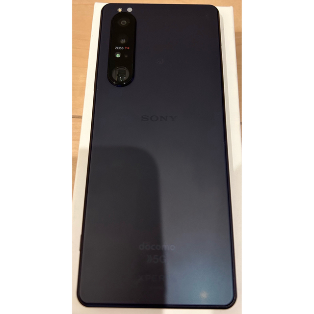 Sony docomo Xperia 1 III SIMロック解除済み スマホ/家電/カメラのスマートフォン/携帯電話(スマートフォン本体)の商品写真