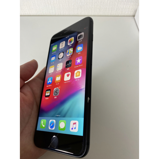 iPhone(アイフォーン)のiPhone7plus 32GB Apple ブラック simフリー 中古 スマホ/家電/カメラのスマートフォン/携帯電話(スマートフォン本体)の商品写真