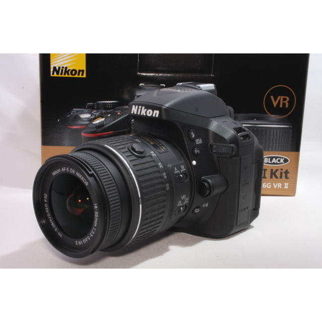 ほぼ新品！Wi-Fi 自撮り！ Nikon D5300 手ぶれ補正レンズキッ-