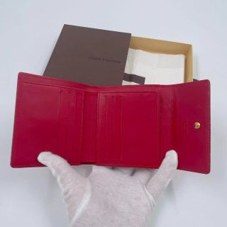 LOUIS VUITTON - 【正規品・美品】LOUIS VUITTON 財布 赤 2つ折り 箱