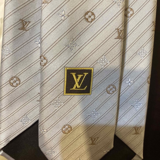 LOUIS VUITTON(ルイヴィトン)のLOUIS VUITTON ネクタイ ダミエ ロゴグラム 新品未使用 メンズのファッション小物(ネクタイ)の商品写真