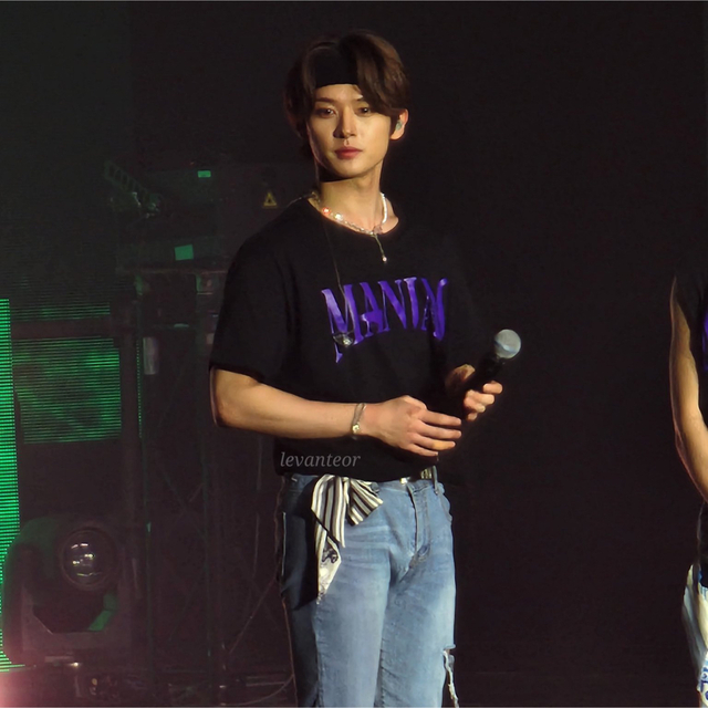Stray Kids - straykids ストレイキッズ maniac tシャツ Stray Kids - straykids ストレイキッズ maniac tシャツ