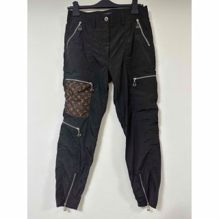 LOUIS VUITTON - Louis Vuitton ジョギングパンツ ナイロンパンツの ...