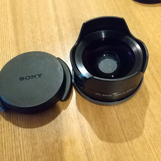 SONY SEL20F28とウルトラワイドコンバーターセット