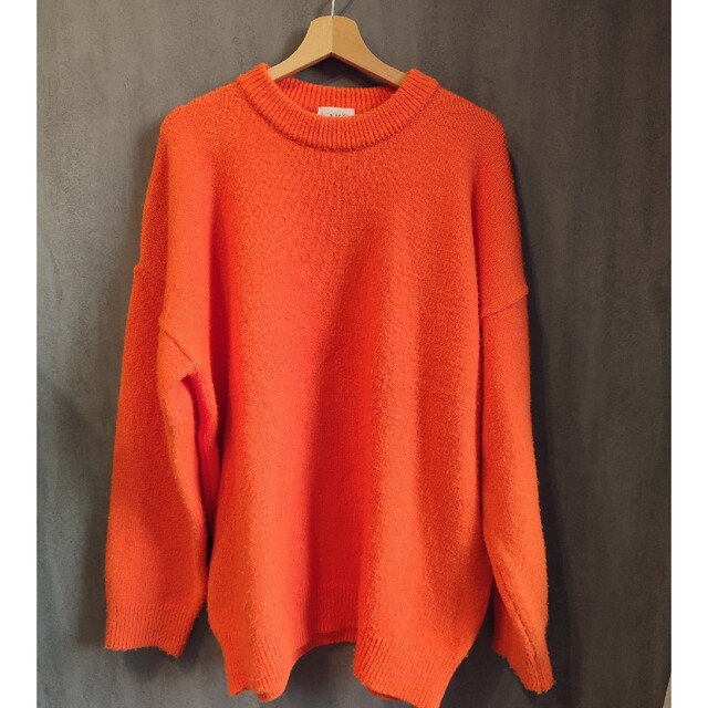 URBAN RESEARCH(アーバンリサーチ)のMODUE  mignon over round  knit　オレンジ　ニット レディースのトップス(ニット/セーター)の商品写真