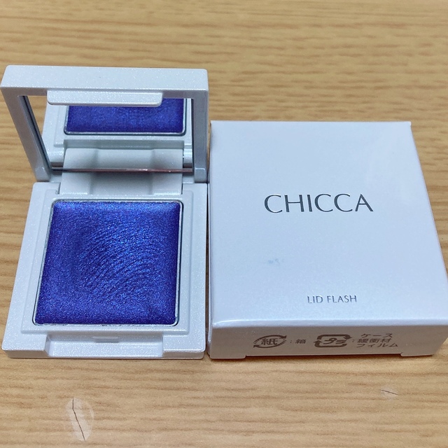 Kanebo(カネボウ)のCHICCA ルーセントナイト コスメ/美容のベースメイク/化粧品(アイシャドウ)の商品写真