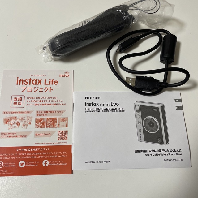 箱無し 富士フイルム チェキ instax mini Evo インスタント