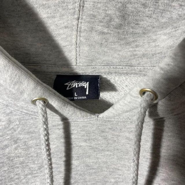 【大人気】 stussy ワンポイント刺繍パーカー　反転ロゴ　ロゴ刺繍　ゆるダボ