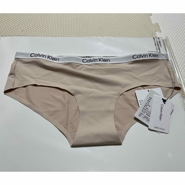 Calvin Klein(カルバンクライン)のCalvin klein レディース　下着　セット 今週まで最終値下げ！ レディースの下着/アンダーウェア(ブラ&ショーツセット)の商品写真