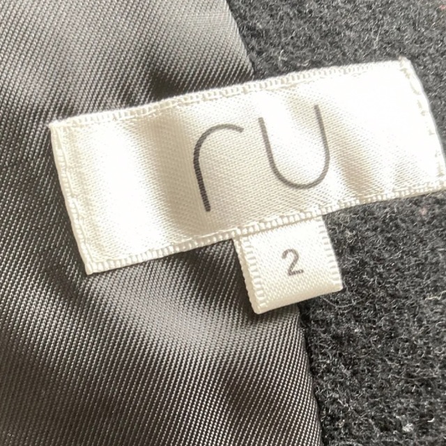 RU(アールユー)の週末限定価格　RU  ブラック　ショートコート レディースのジャケット/アウター(ピーコート)の商品写真