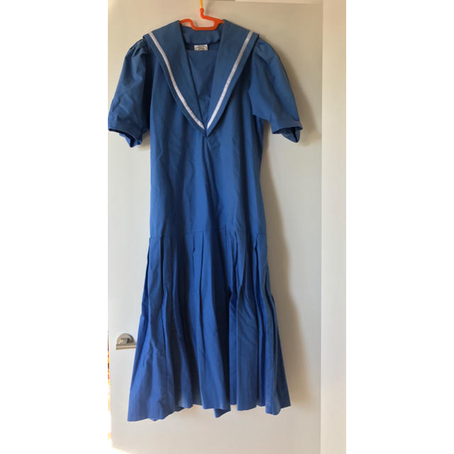 LAURA ASHLEY - LAURA ASHLEY セーラーワンピースの通販 by mie LAURA ASHLEY - LAURA ASHLEY セーラーワンピースの通販 by mie