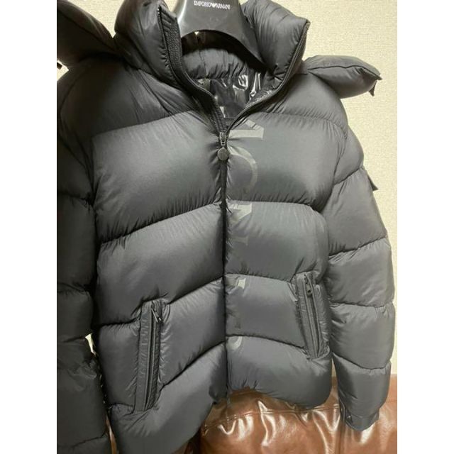 注目のブランド MONCLER モンクレール ダウンジャケット マウレス