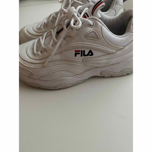 FILA(フィラ)のフィラ　スニーカー　白 レディースの靴/シューズ(スニーカー)の商品写真