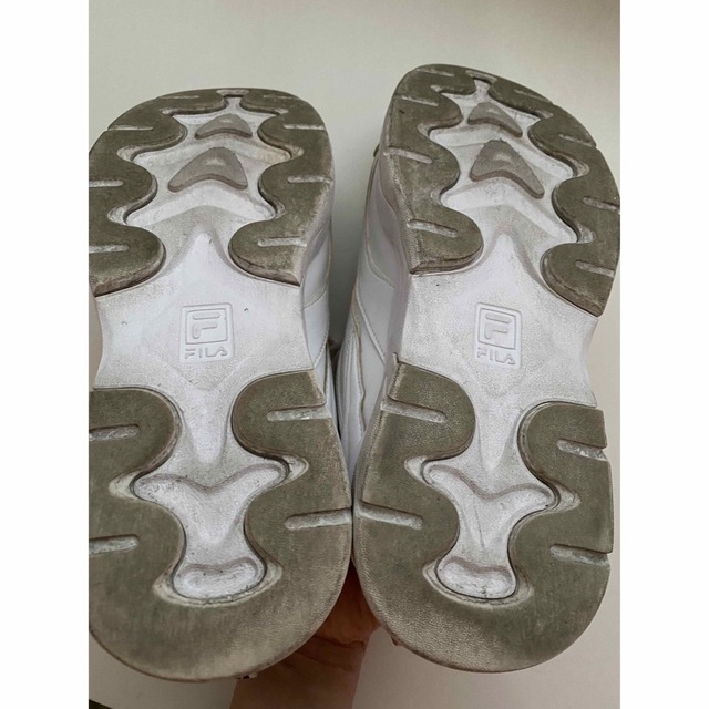 FILA(フィラ)のフィラ　スニーカー　白 レディースの靴/シューズ(スニーカー)の商品写真