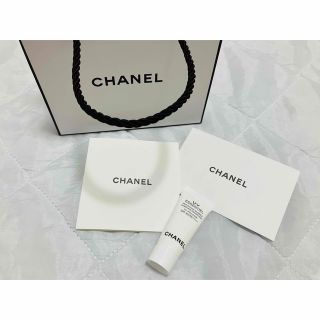 シャネル(CHANEL)のシャネル　UVエサンシエルコンプリート(日焼け止め/サンオイル)