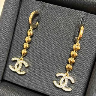 シャネル(CHANEL)の【引越しのため月末までセール中】ピアス CC ロゴハート ロング ストラス(ピアス)