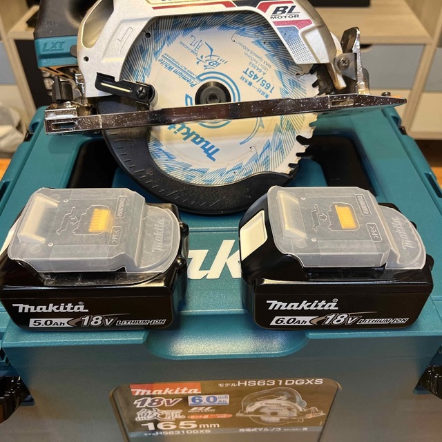 Makita マキタ　充電式マルノコ　18v モデル　HS631DGXS 丸ノコ