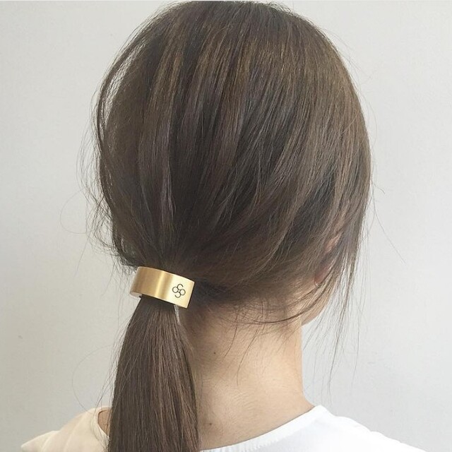 買い物 THEHAIRBARTOKYO シングルアイシャドーポニー コレットマルーフ