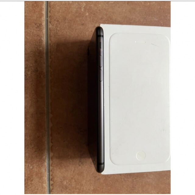 iPhone8 64GB バッテリー100% iPhone8 64GB バッテリー100%