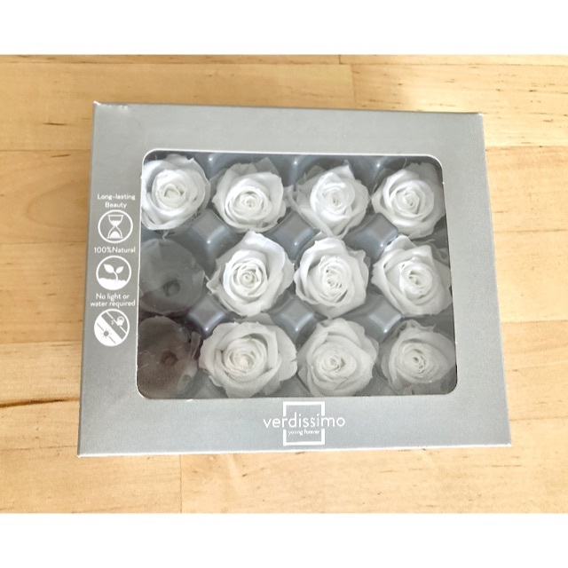 ピュアホワイト　ローズ10輪 プリザーブドフラワー花材 ハンドメイドの素材/材料(各種パーツ)の商品写真
