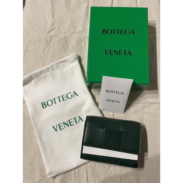 とっておきし福袋 Bottega 三つ折りファスナーウォレット ボッテガ