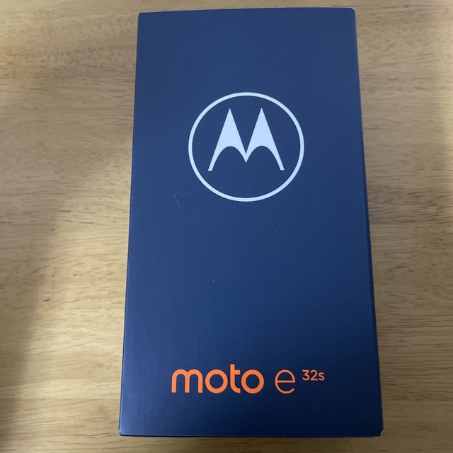 新品未開封　moto e32s ミスティシルバー