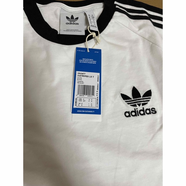 adidas(アディダス)のadidas 3ストライプ ロングスリーブTシャツ レディースのトップス(Tシャツ(長袖/七分))の商品写真