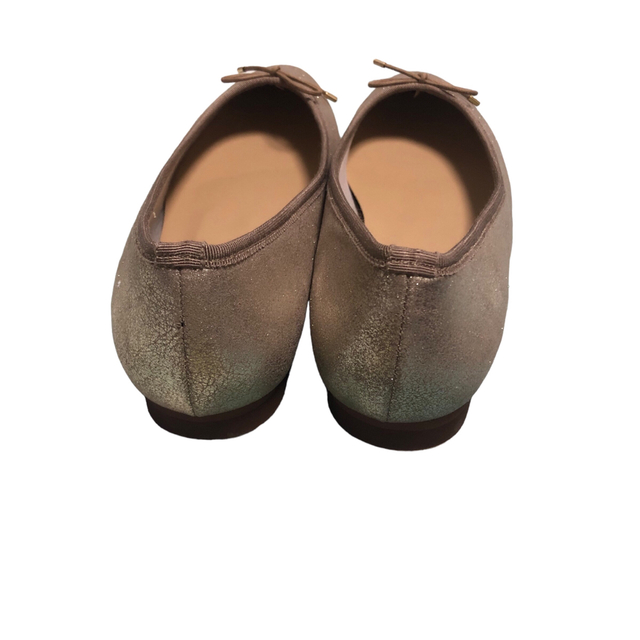 Le Talon(ルタロン)のle talon ルタロン　フラットシューズ　パンプス　ゴールド　23.5cm レディースの靴/シューズ(ハイヒール/パンプス)の商品写真