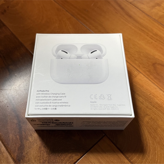 Apple(アップル)の未使用 AirPods Pro MWP22J/A スマホ/家電/カメラのオーディオ機器(ヘッドフォン/イヤフォン)の商品写真