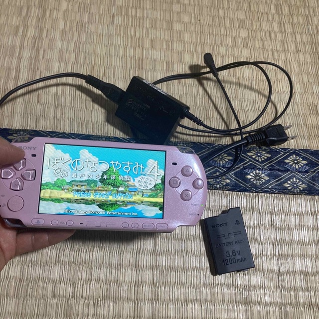 PlayStation Portable - PSP-3000 ピンク　ソフト付き　交渉可能