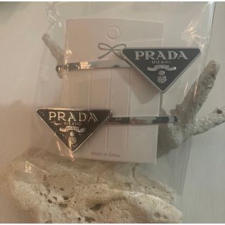 PRADA ヘアピン ノベルティ