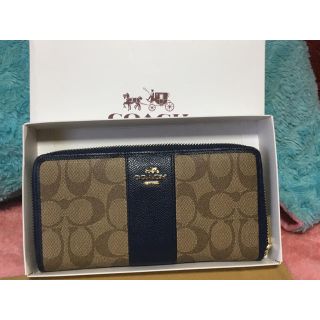 コーチ(COACH)の『未使用に近い』coach 長財布(財布)