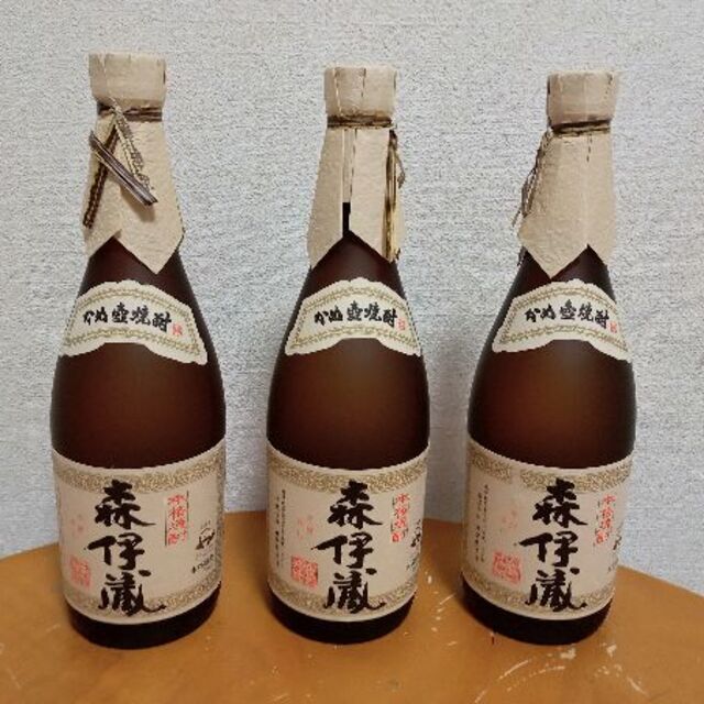 森伊蔵 JAL限定品 2022年分 720ml 3本セット 森伊蔵 JAL限定品 2022年分 720ml 3本セット