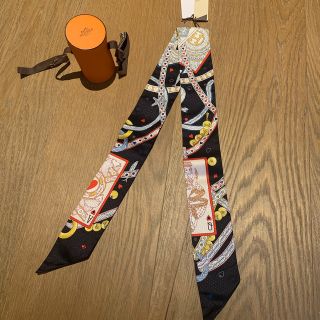 エルメス(Hermes)の新品　エルメス　ツイリー　ポーカー　ビジューピケ ハートのクイーン(バンダナ/スカーフ)