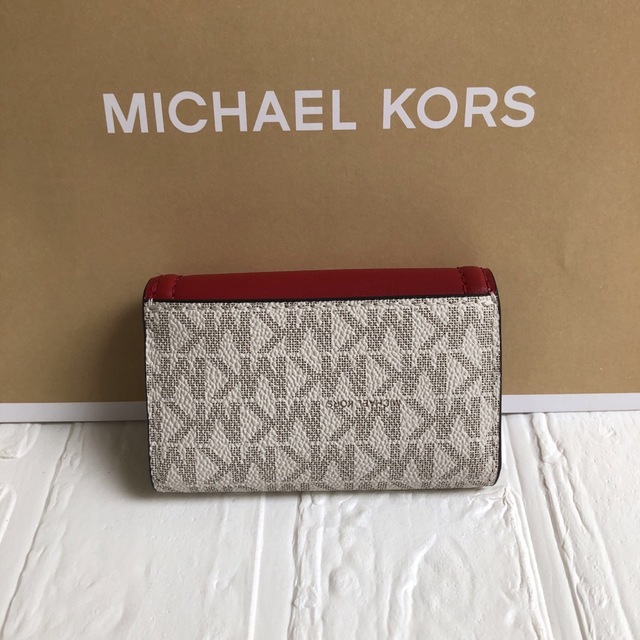 Michael Kors(マイケルコース)の新品★定価27,500円★マイケルコース シグネチャー レッド キーケース レディースのファッション小物(キーケース)の商品写真