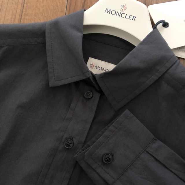 MONCLER(モンクレール)のモンクレール 新品ワンピース 6A キッズ/ベビー/マタニティのキッズ服女の子用(90cm~)(ワンピース)の商品写真