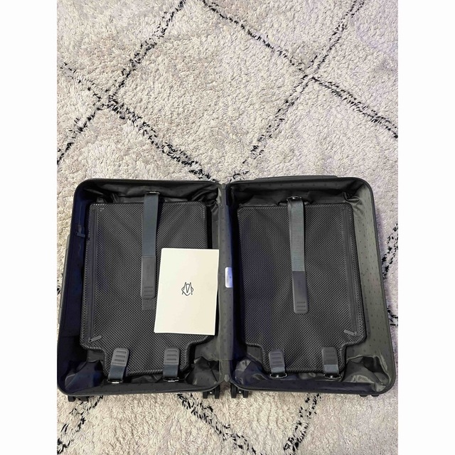RIMOWA(リモワ)の【極美品】リモワ  エッセンシャル キャビン 36L スーツケース メンズのバッグ(トラベルバッグ/スーツケース)の商品写真