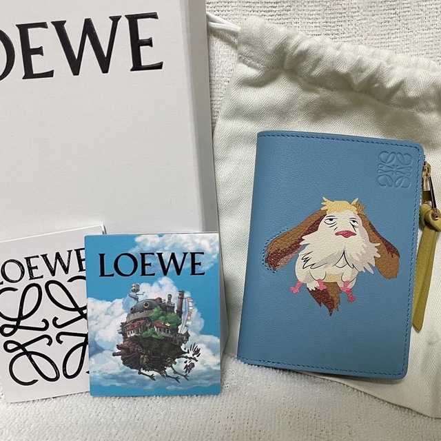 LOEWE ジブリコラボ ハウルの動く城 ヒン 財布 ロエベ スリム ...