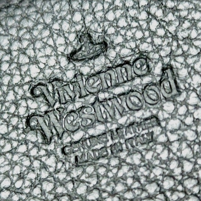 Vivienne Westwood(ヴィヴィアンウエストウッド)の新品 Vivienne Westwood 本革二つ折り長財布 イタリア製 メンズのファッション小物(長財布)の商品写真