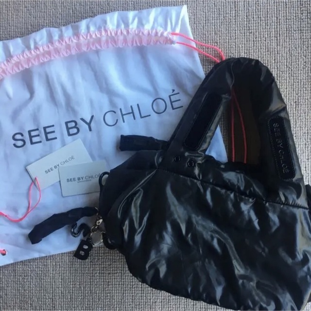 SEE BY CHLOE(シーバイクロエ)のsee by chloe シーバイクロエ　ジョイライダー ダウン トートバッグ レディースのバッグ(トートバッグ)の商品写真