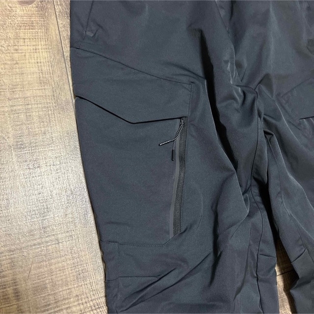 希少 NIKE ナイキ クロップド ナイロンパンツ テック系 カーゴ 黒 2XL-