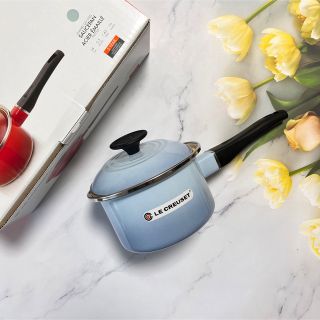 ルクルーゼ(LE CREUSET)の♡ルクルーゼ　ソースパン　14cm コースタルブルー　片手鍋　EOS ホーロー(調理道具/製菓道具)