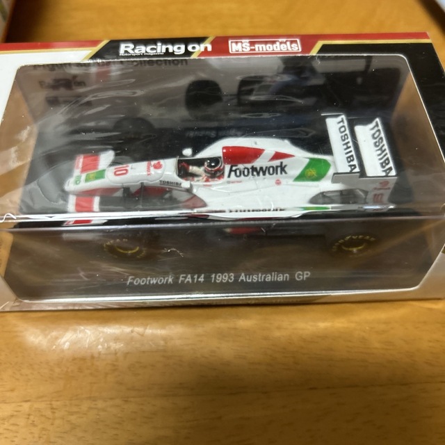 F1ミニカー 1/43スケール ウィリアムズ 鈴木亜久里フットワーク F1ミニカー 1/43スケール ウィリアムズ 鈴木亜久里フットワーク