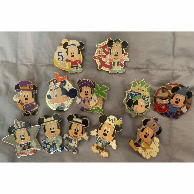 Disney - ディズニーランド ディズニーシー ミッキー ピンバッジ Disney - ディズニーランド ディズニーシー ミッキー ピンバッジ