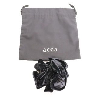 アッカ(acca)のacca アッカ　シュシュ　ベロア　レディース　黒　USED(ヘアゴム/シュシュ)