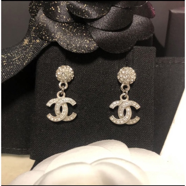 CHANEL - シャネル 定番 ミラーボール ピアスの通販 by Mimi CHANEL - シャネル 定番 ミラーボール ピアスの通販 by Mimi
