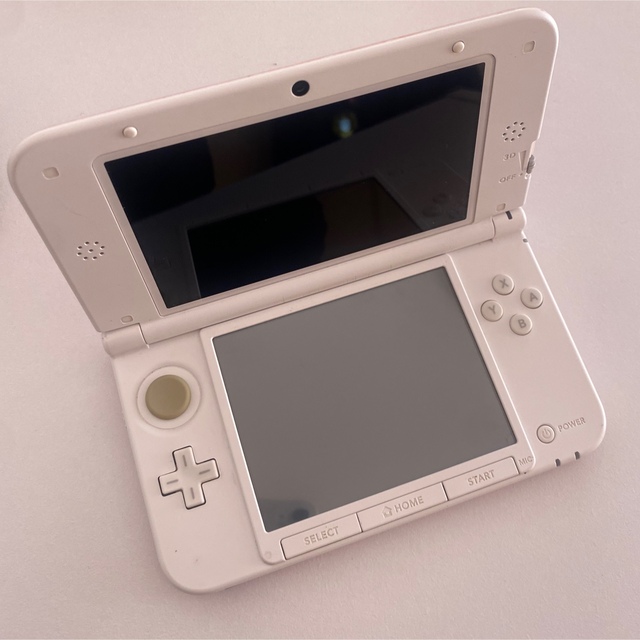 ニンテンドー3DS(ニンテンドー3DS)の任天堂 3DSLL 本体 エンタメ/ホビーのゲームソフト/ゲーム機本体(その他)の商品写真